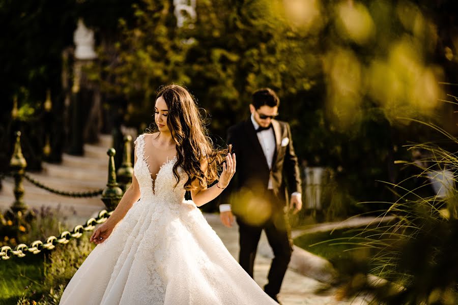 結婚式の写真家Rosen Genov (studioplovdiv)。2019 12月12日の写真
