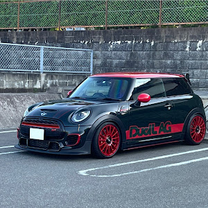 ミニ ハッチバック JCW