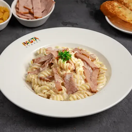 Chicken Carbonara Pasta