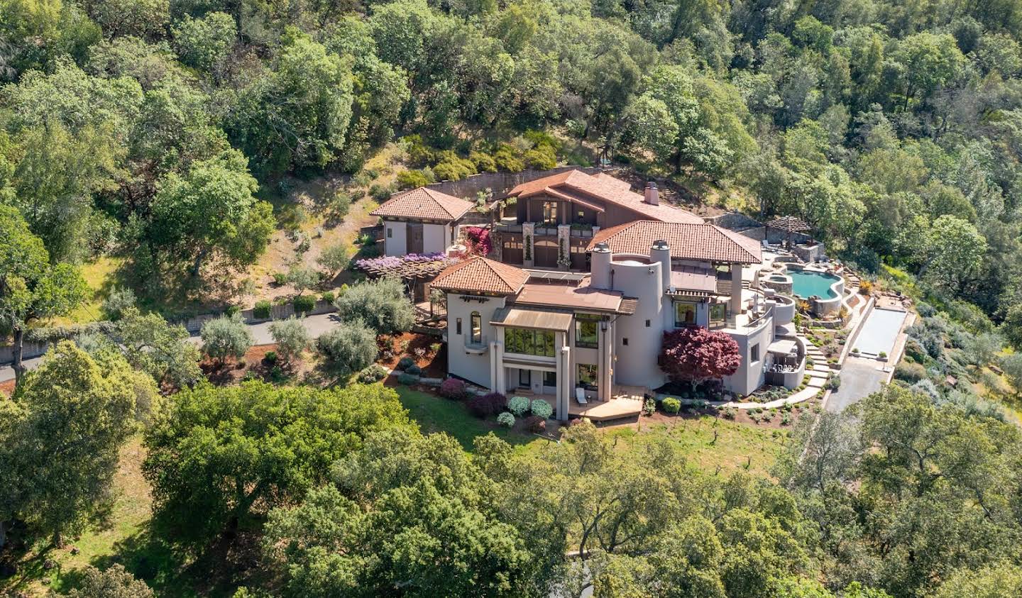 Maison avec piscine et jardin Sonoma