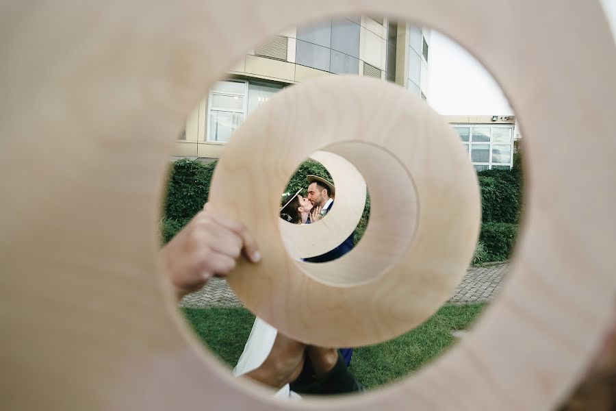 Fotógrafo de casamento Aleksey Kozlov (kozlove). Foto de 21 de setembro 2016