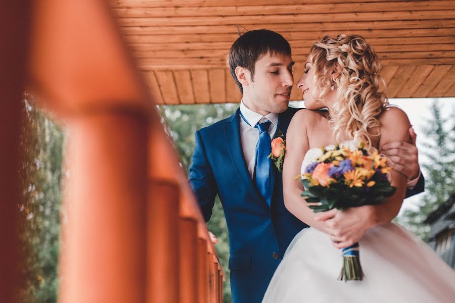 Fotógrafo de casamento Tatyana Zhukovskaya (tanya83). Foto de 21 de junho 2016