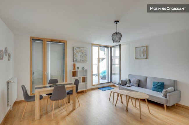 Location meublée appartement 1 pièce 93 m² à Massy (91300), 4 432 €