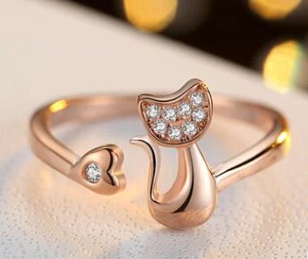 Anel de gato prime e elegante. Design sofisticado para amantes de felinos. Adicione um toque de charme e classe. Presente perfeito.