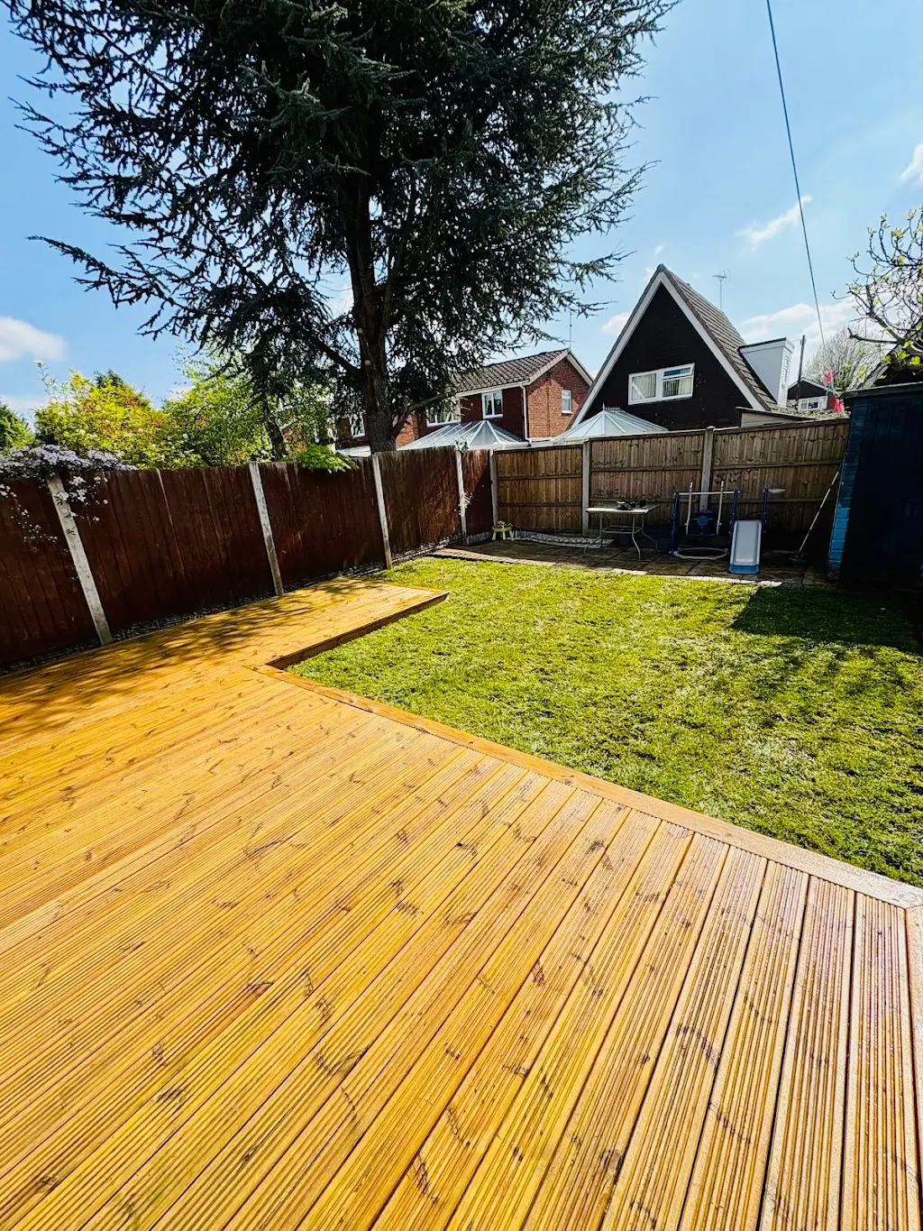 Album cover:  A variaty of turfing projects  