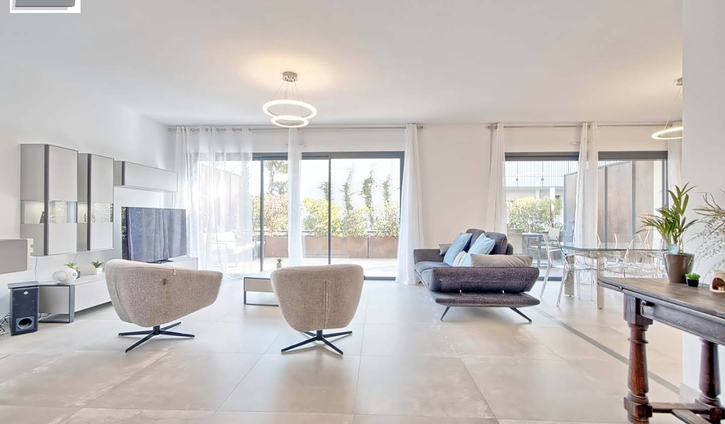 Apartment with terrace Toulon