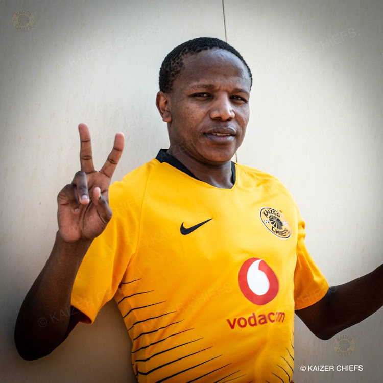 Kaizer Chiefs signing Lebogang Manyama.