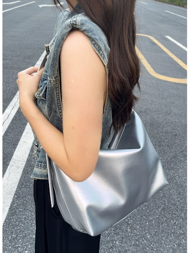 Title 7, Womens Soft Leather Idle Style Tote Bag Spacio...