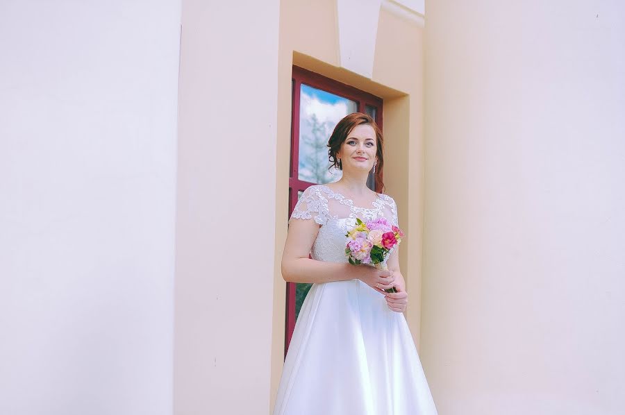 Wedding photographer Anastasiya Krayn (nastyakrine). Photo of 14 August 2017