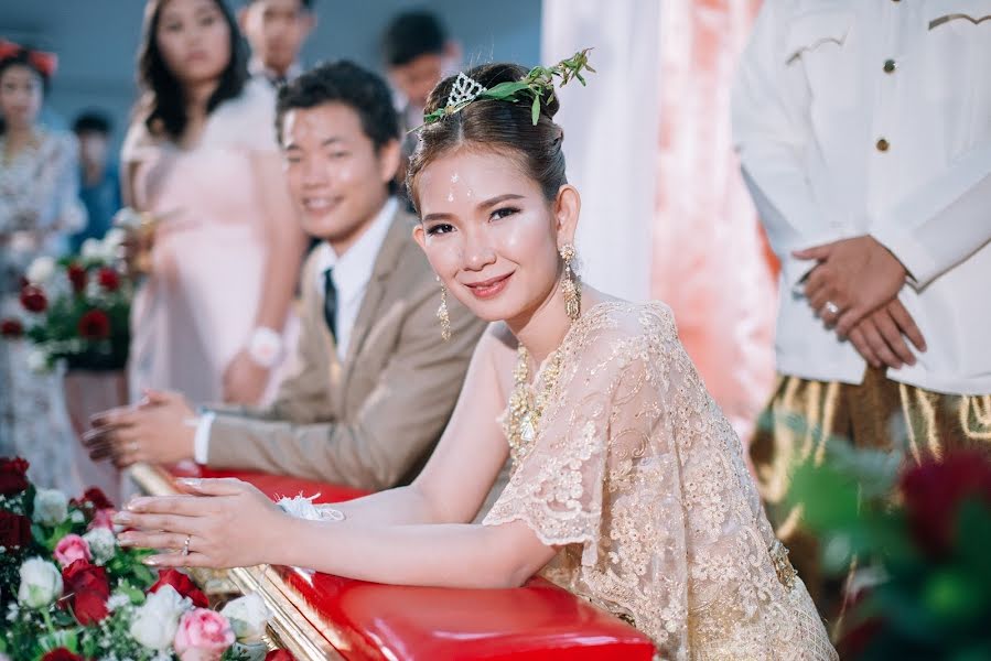 Fotógrafo de bodas Sutiporn Samart (suttiphan). Foto del 7 de septiembre 2020