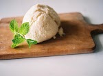 Paleo coconut vanilla ice cream recipe was pinched from <a href="http://paleodietlifestyle.com/paleo-coconut-vanilla-ice-cream/" target="_blank">paleodietlifestyle.com.</a>