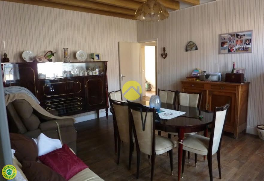 Vente maison 9 pièces 160 m² à Saint-Palais (03370), 44 000 €