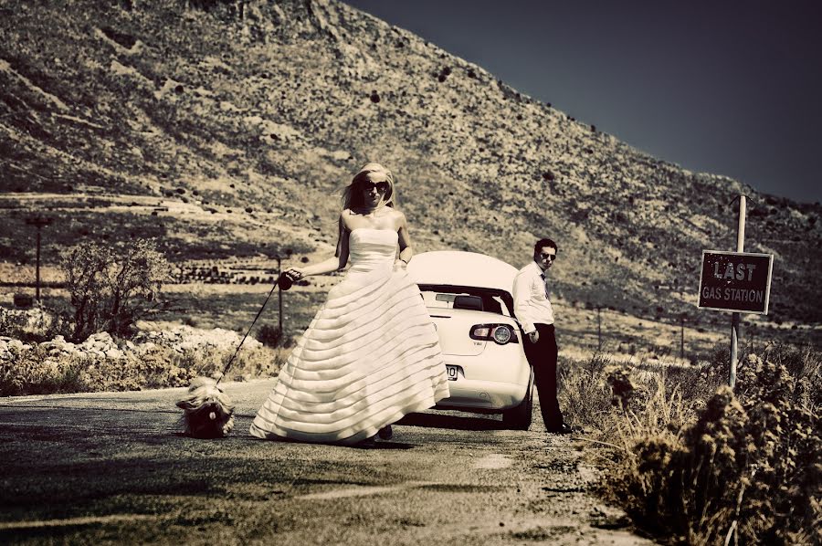 Bröllopsfotograf Manes Pangalos (manesphoto). Foto av 7 februari 2014