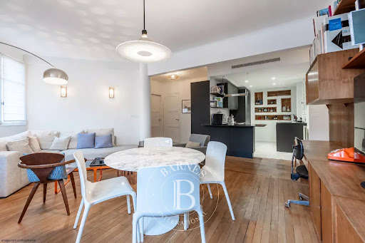 Prestige apartment / penthouse for sale in Paris 7ème (75007)