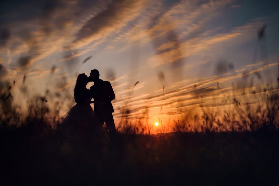 Svatební fotograf Ionut Mircioaga (ionutmircioaga). Fotografie z 25.října 2018