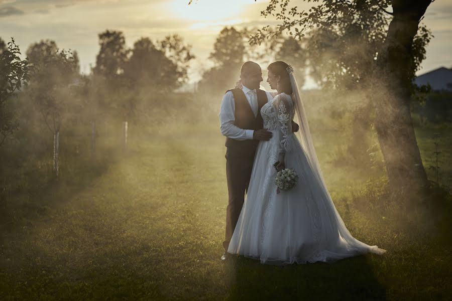 Fotografo di matrimoni Milan Samochin (milansamochin). Foto del 20 marzo