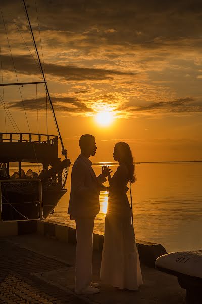 Fotografo di matrimoni Viktoriya Utochkina (vikkiu). Foto del 15 dicembre 2021