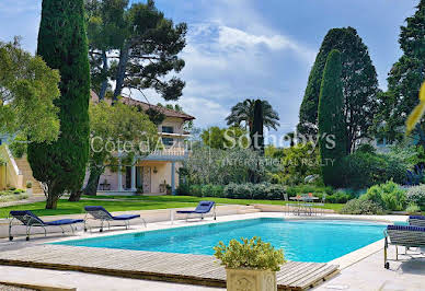 Seaside house with pool 2