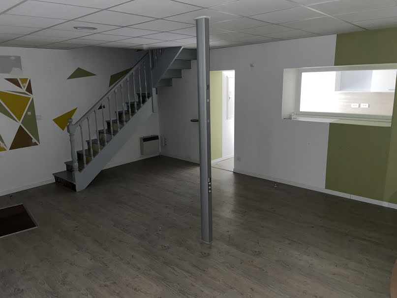 Vente locaux professionnels  85 m² à Lavernose-Lacasse (31410), 149 000 €