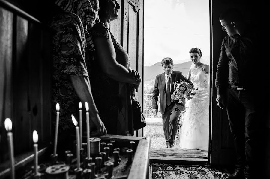 Wedding photographer Adrian Andrunachi (adrianandrunach). Photo of 25 October 2017