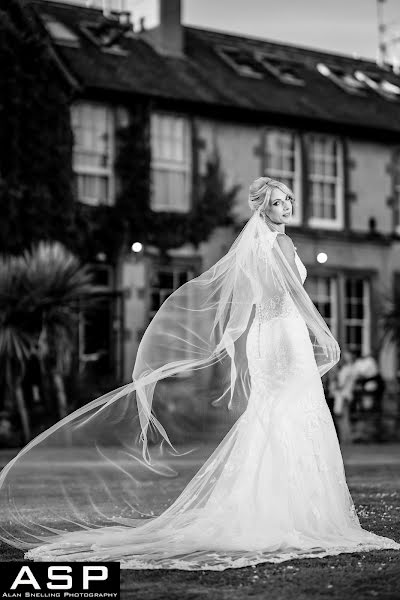 Wedding photographer Alan Snelling (aspweddings). Photo of 25 February 2022