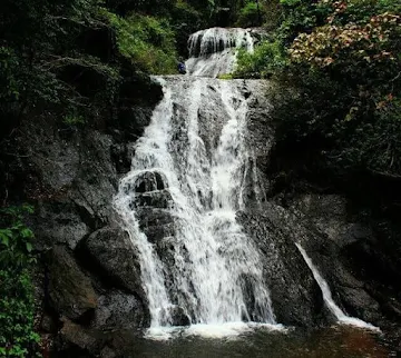 unexplored-places-goa_bamanudo_waterfalls_goa_image