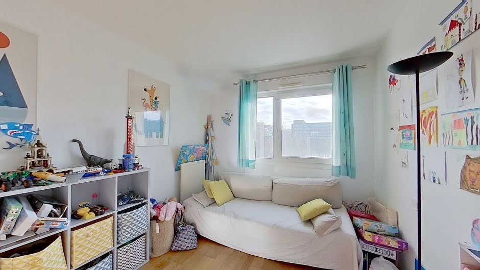 Location  appartement 4 pièces 91 m² à Rueil-Malmaison (92500), 2 250 €