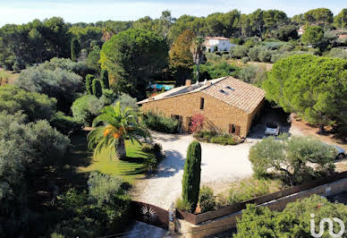 Maison avec piscine et terrasse 7