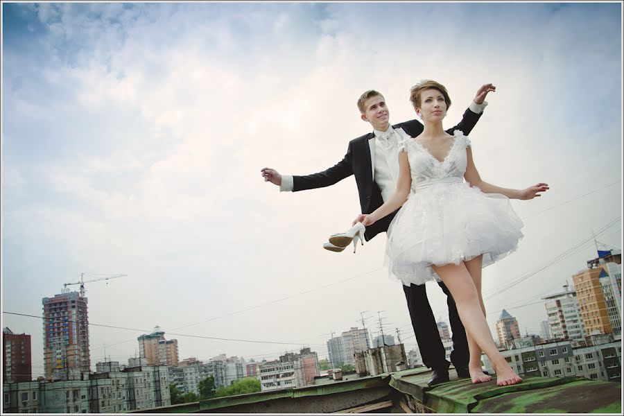 Wedding photographer Oksana Litvinenko (sunnylight). Photo of 29 June 2014