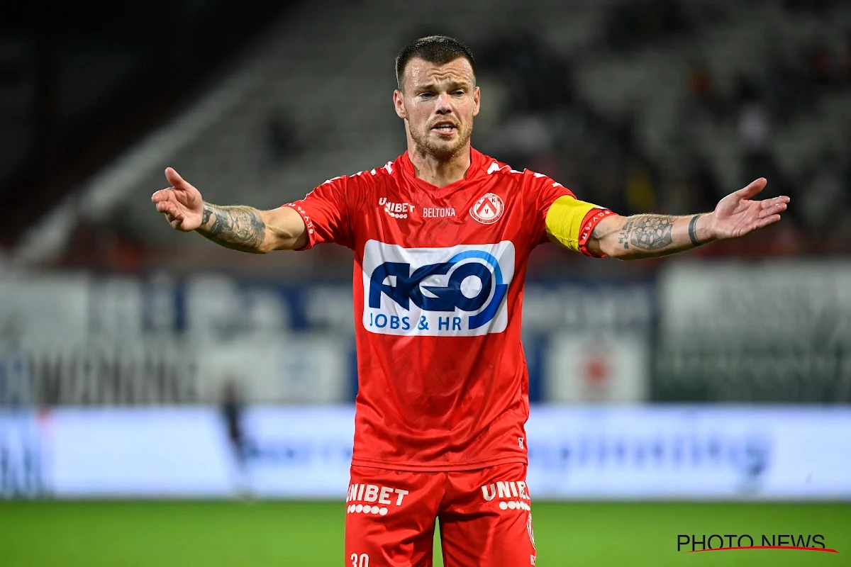 🎥 Kristof D'Haene part en larmes après une confrontation avec les supporters