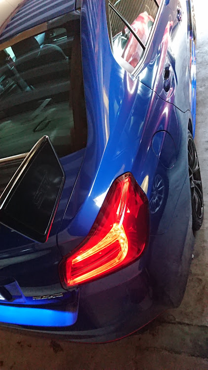 WRX STIの洗車、コーティング・RA-Rに関するカスタム事例の投稿画像1枚目