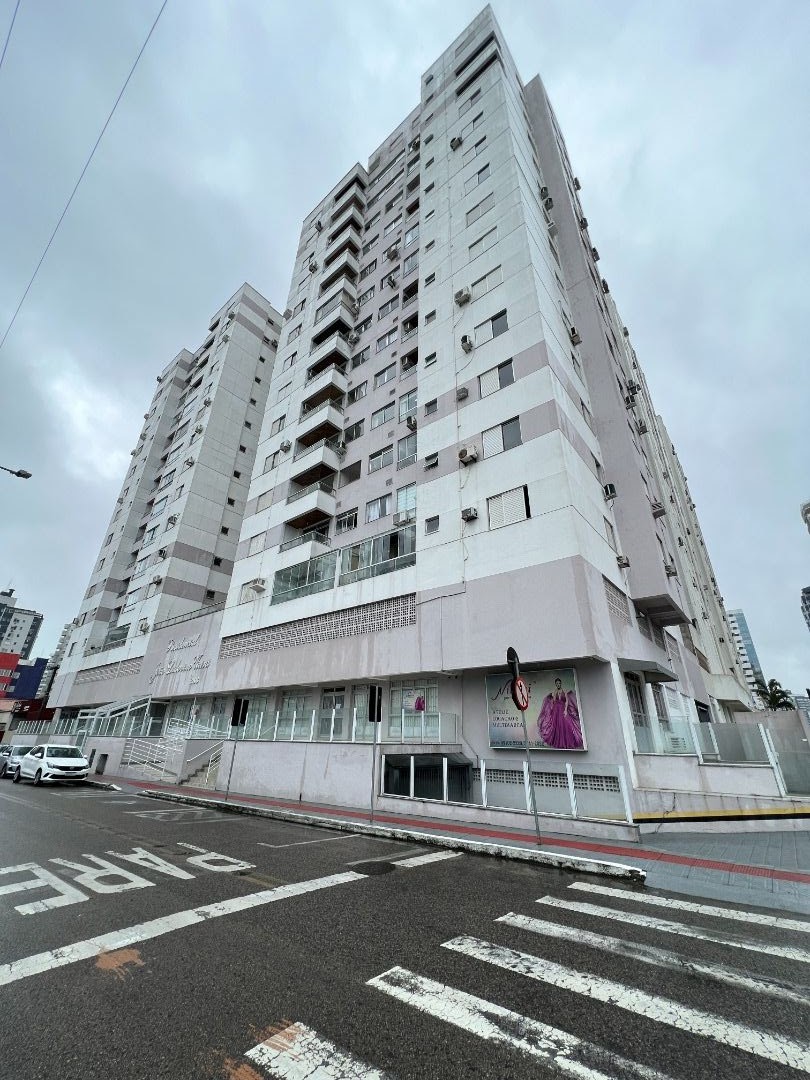 Apartamentos à venda Jardim Atlântico