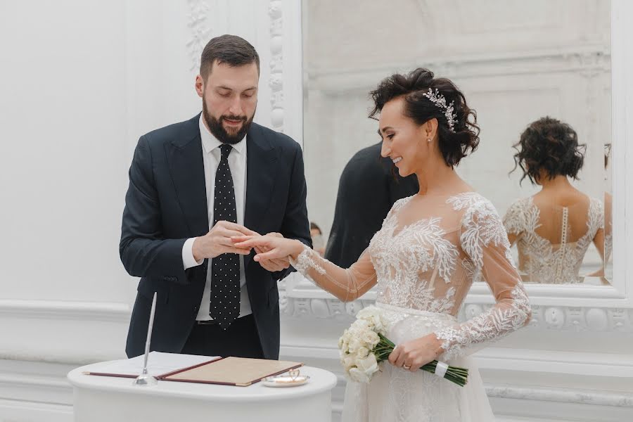Wedding photographer Viktor Lyubineckiy (viktorlove). Photo of 27 January 2020
