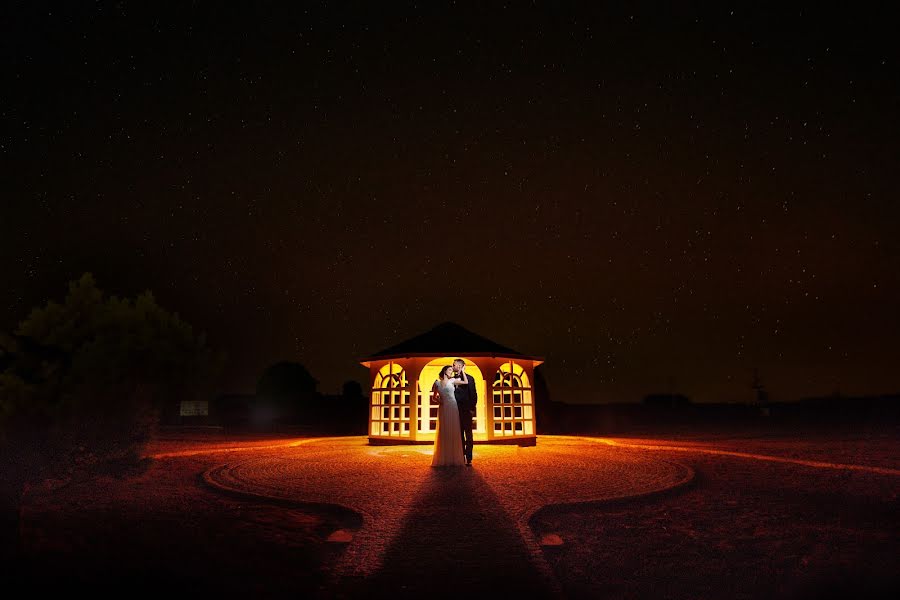 Fotografer pernikahan Dawid Mazur (dawidmazur). Foto tanggal 31 Agustus 2020