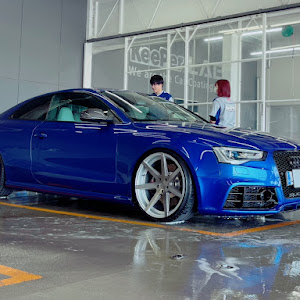 RS5 クーペ