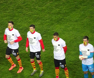 📷 🎥 Deze solidariteitsactie voerde KV Mechelen in het kader van De Warmste Week (en tegen racisme)