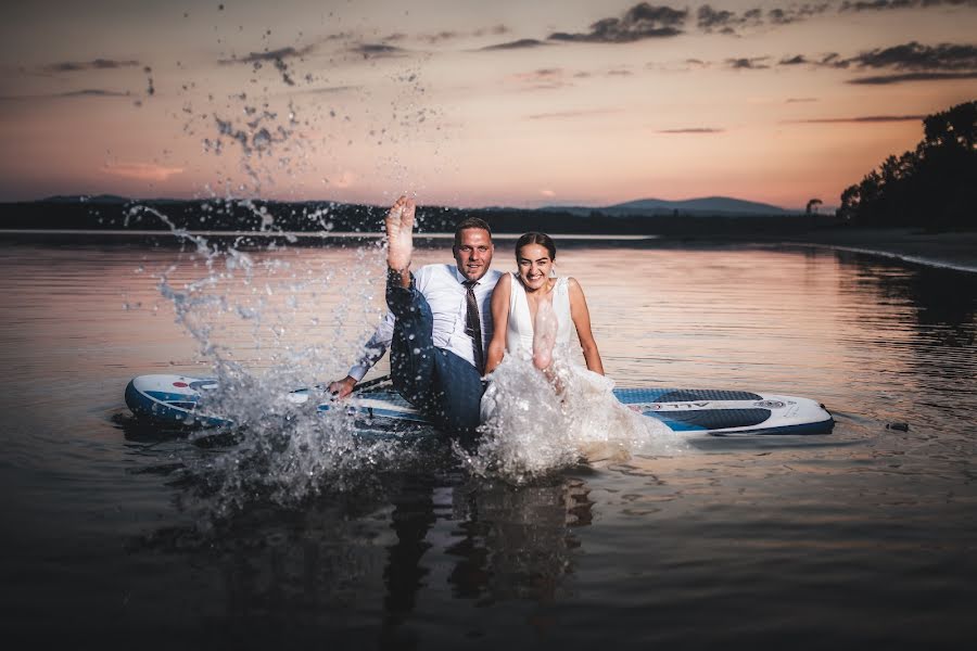 Fotógrafo de casamento Lukas Kucej (laky). Foto de 27 de junho 2023