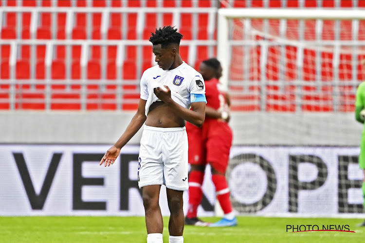 Albert Sambi Lokonga a-t-il joué son dernier match en Mauve ? "Je suis prêt à franchir un palier"