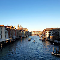 Glimpse of Venice di 