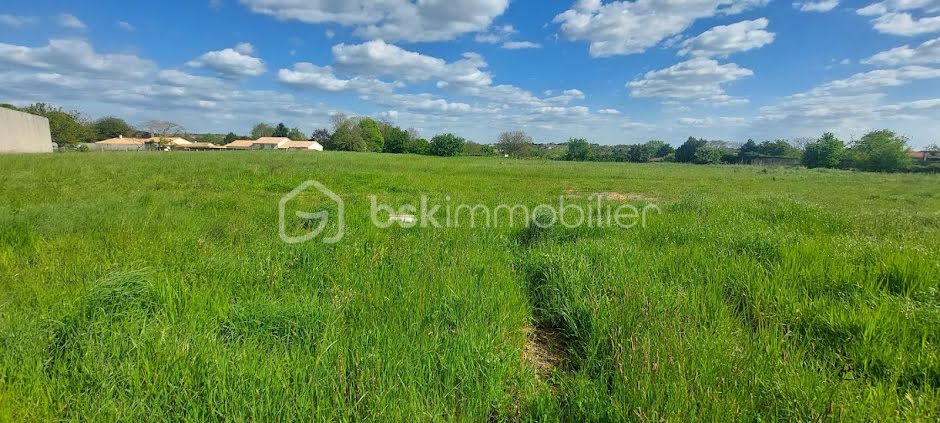 Vente terrain  730 m² à Ardin (79160), 17 500 €