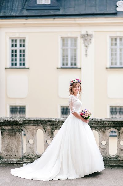 Fotógrafo de bodas Oleh Yarovka (uleh). Foto del 2 de marzo 2018