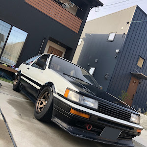 カローラレビン AE86