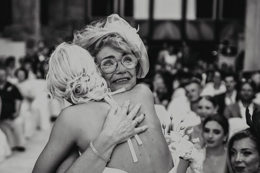 Fotógrafo de casamento Gabriella Hidvégi (gabriellahidveg). Foto de 25 de janeiro 2023