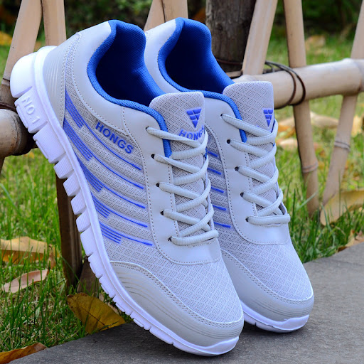 Title 7, Breathable mesh casual sneakers for men and wom...