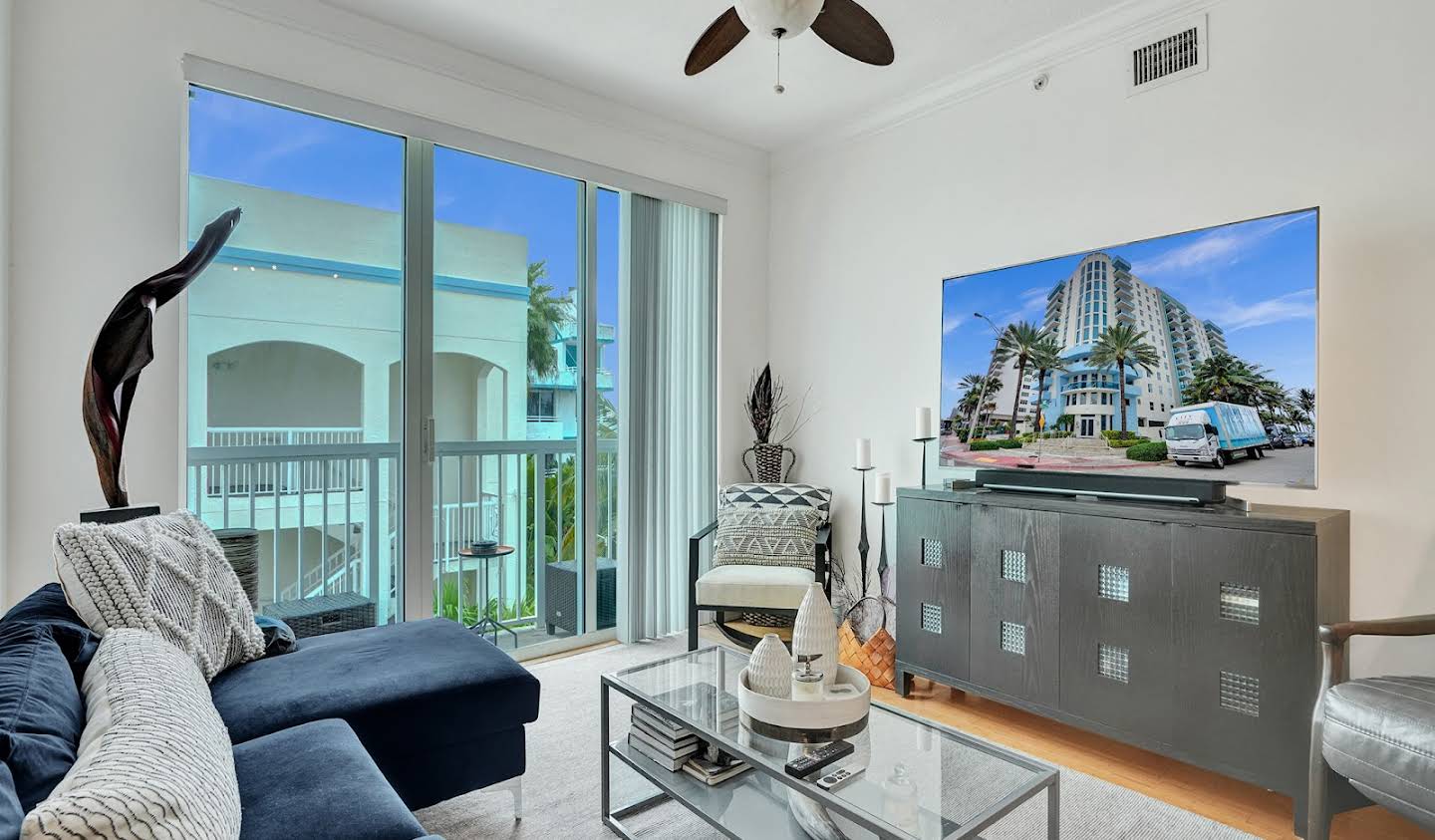 Apartment Surfside