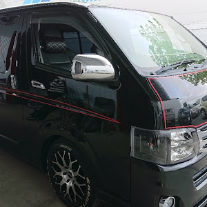 ハイエースバン TRH200V