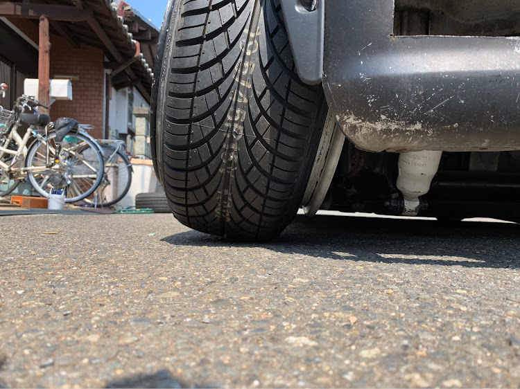 ミラのタイヤサイズ変更・ミラ・DIY・タイヤ交換に関するカスタム事例の投稿画像2枚目