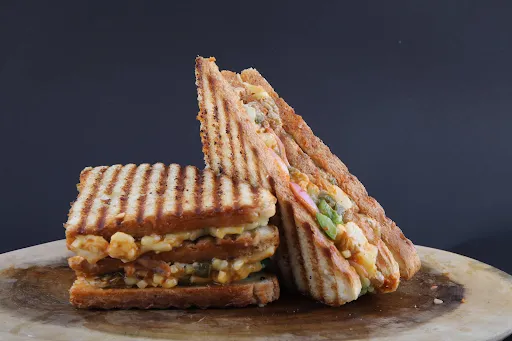 Barbecue Paneer Grilled Sandwich [Serves 1]