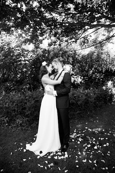 婚礼摄影师Teemu Ullgrén（weddingstories）。2021 5月6日的照片