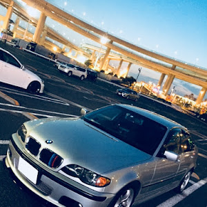 318i Mスポーツ